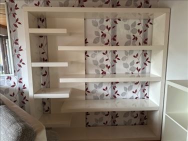 Abbildung: Regal weiß 2x2m
