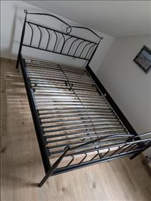 Abbildung: Bett 1,40 x 2m