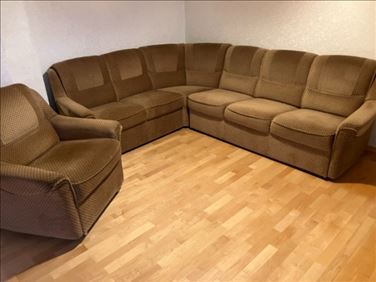 Abbildung: Couchgarnitur mit Sessel zu verschenken