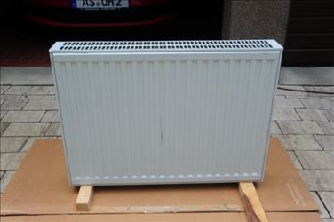 Abbildung: Flachheizkörper Typ: PPPL, H 600 mm, L 840 mm, T 122 mm