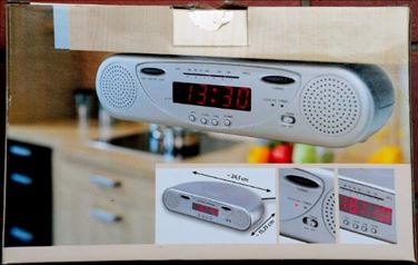Abbildung: Küchenunterbauradio CR 18 - ein sicherer Kauf